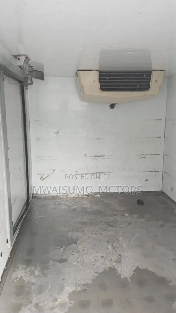 Suzuki Carry Frezer Unregistered