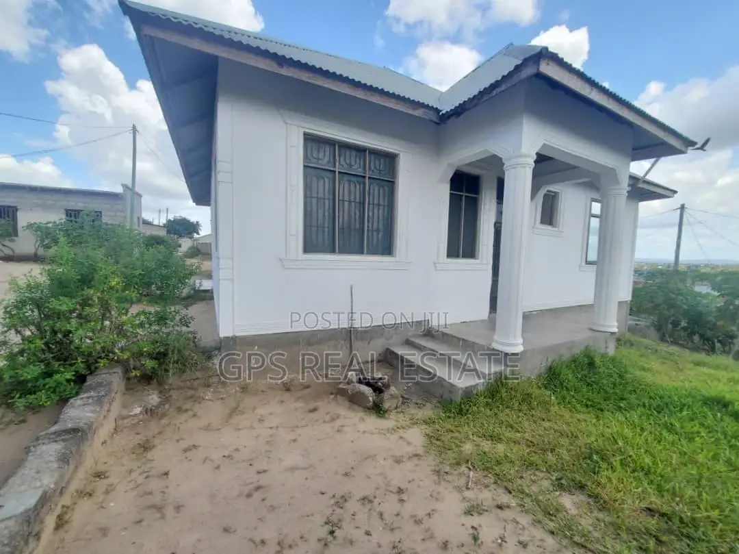 3bdrm House in Mbagala Saku Ilulu, Temeke for sale
