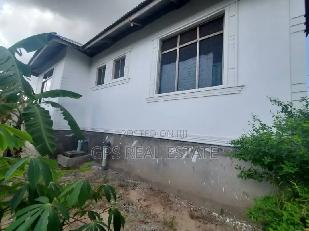 3bdrm House in Mbagala Saku Ilulu, Temeke for sale