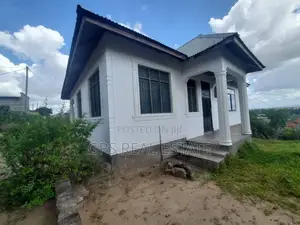 3bdrm House in Mbagala Saku Ilulu, Temeke for sale