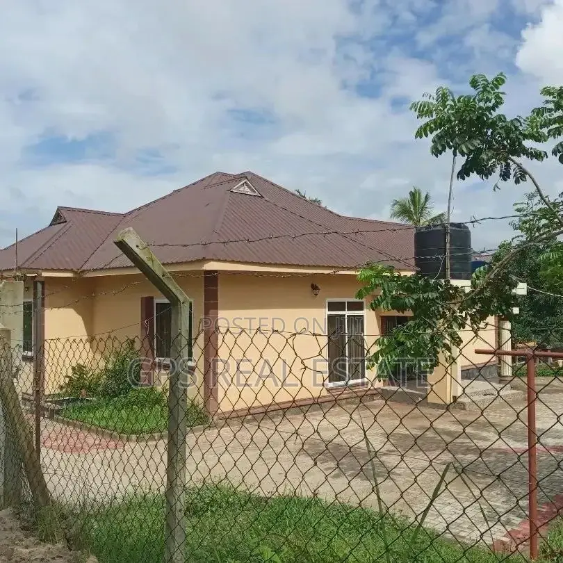 3bdrm Apartment in Mbezi Kibanda Cha, Kinondoni for sale