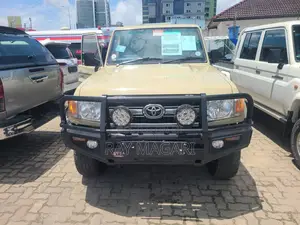 Toyota Land Cruiser 2022 Brown