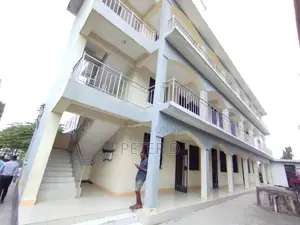 2bdrm Shared Apartment in Kimara for rent