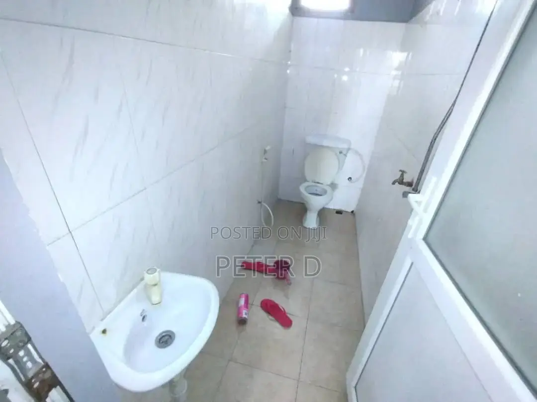 2bdrm Shared Apartment in Kimara for rent