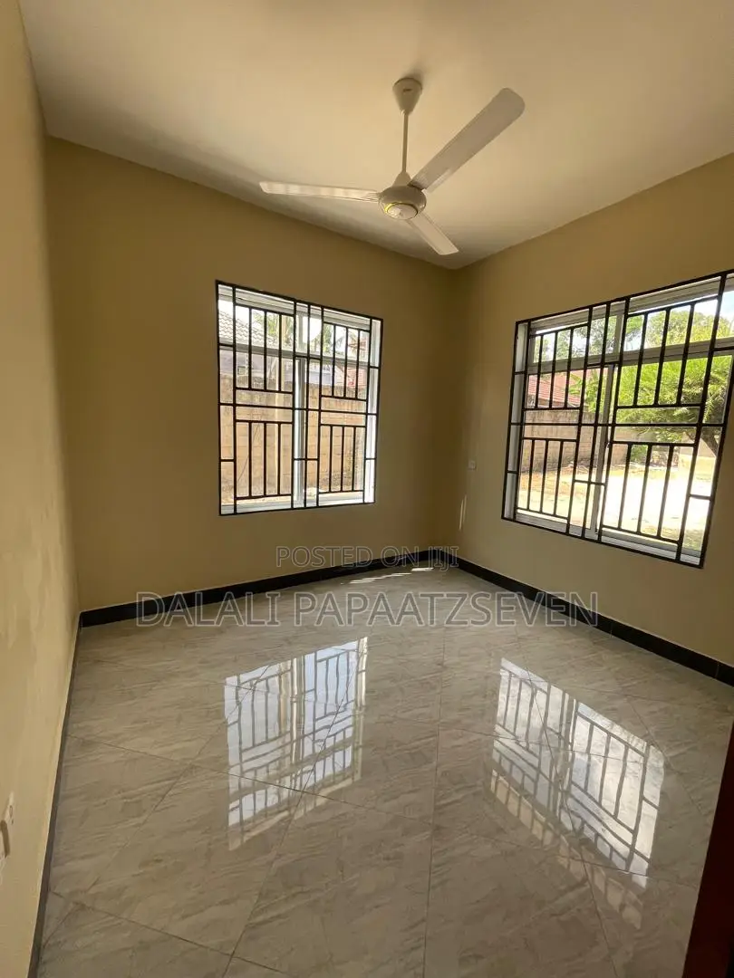 2bdrm Apartment in Dalalipapaatzseven, Mbezi Beach for rent