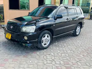 Toyota Kluger 2004 Black