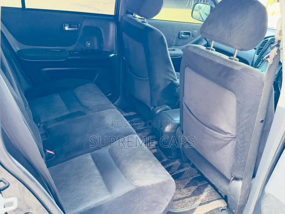 Toyota Kluger 2004 Black