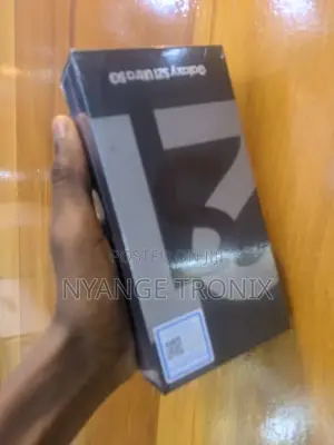 New Samsung Galaxy S21 Ultra 5G 128 GB Black