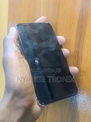 Apple iPhone X 64 GB White