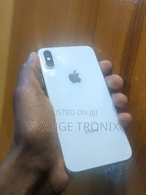 Apple iPhone X 64 GB White