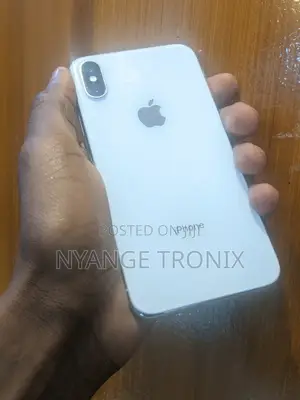 Apple iPhone X 64 GB White
