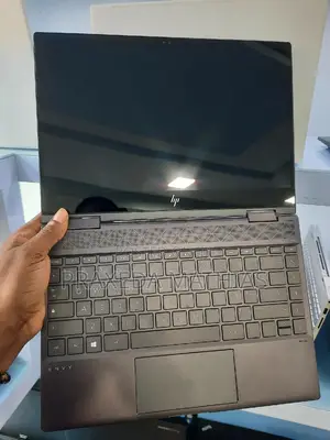 Laptop HP Envy X360 16GB AMD Ryzen 7 SSD 512GB