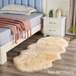 Soft Faux Fur Rugs for Bedroom Living Room Size 60x150cm