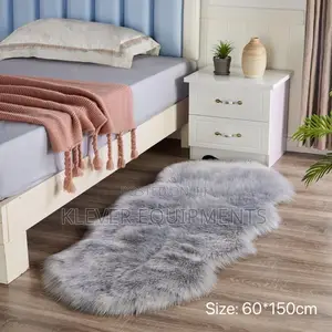 Soft Faux Fur Rugs for Bedroom Living Room Size 60x150cm