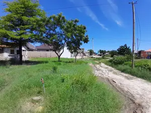 Eneo Lenye Ukubwa Wa SQMT 750 Linauzwa Lipo Mbweni Malindi