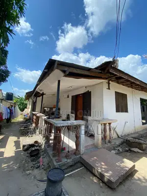 4bdrm House in Mbezi Beach Juliana, Kinondoni for sale