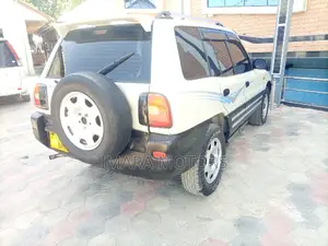 Toyota RAV4 Automatic 2000
