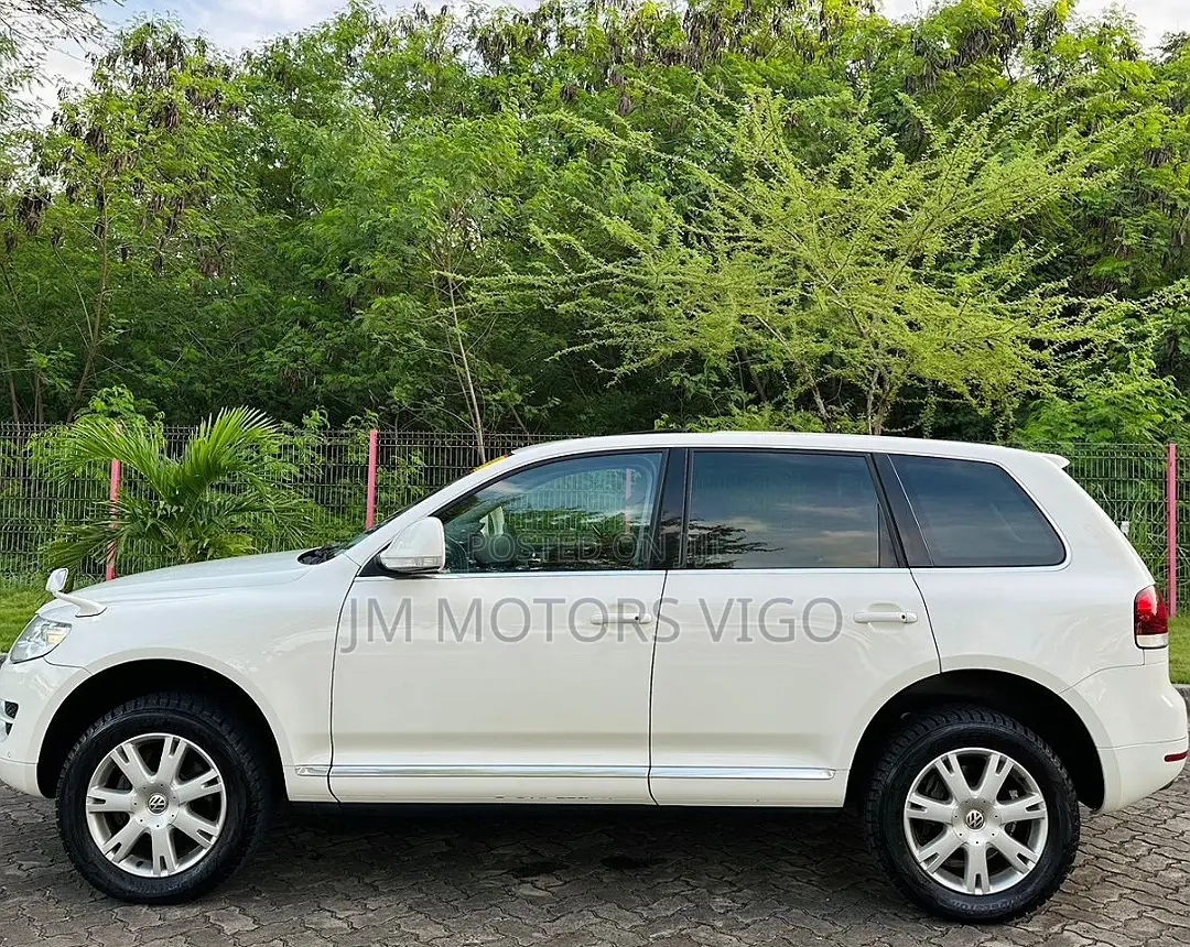 Volkswagen Touareg 2008 White