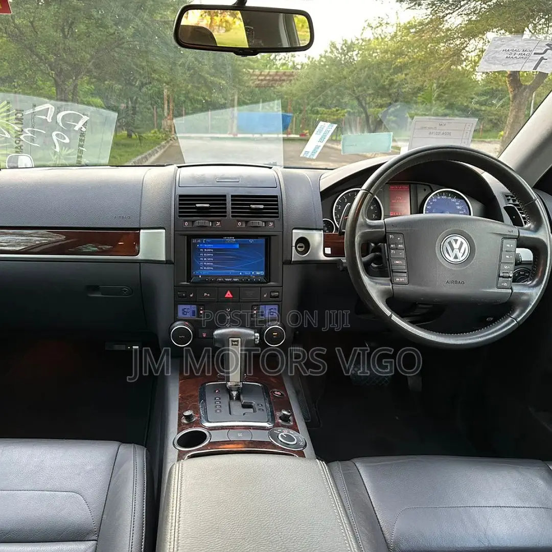 Volkswagen Touareg 2008 White