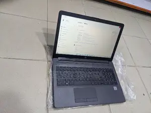 New Laptop HP 250 G7 4GB Intel Core I3 HDD 1T