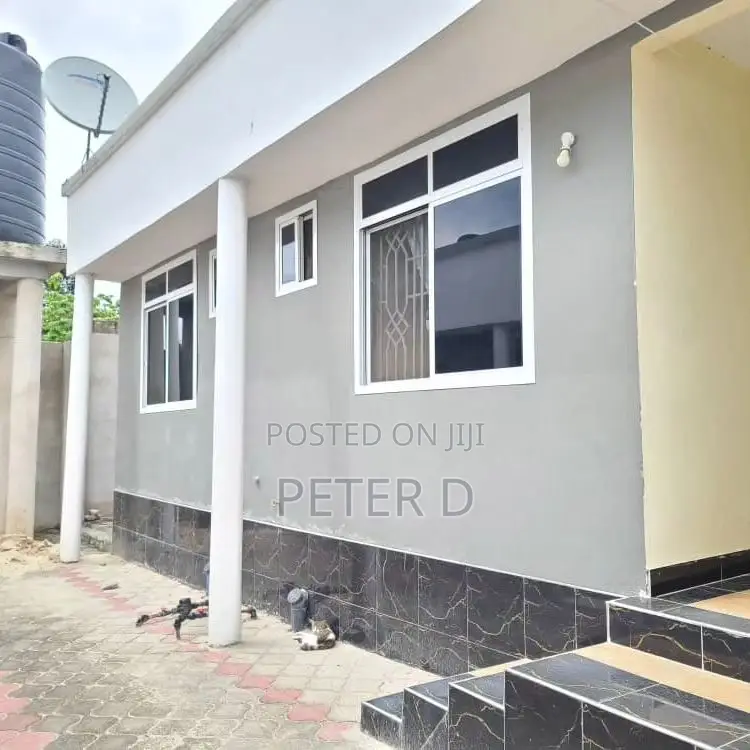 1bdrm Shared Apartment in Kimara for rent