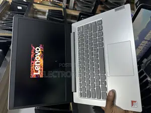 Laptop Lenovo 4GB AMD A6 HDD+SSD 500GB