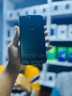 Apple iPhone 7 Plus 32 GB Black