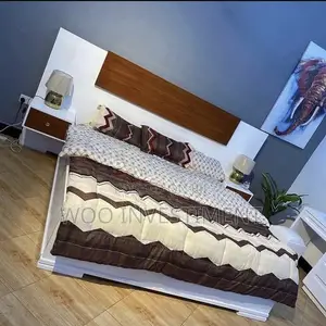 Vitanda Classic Sana Mbao Ngumu Vipya Vinapatikana.