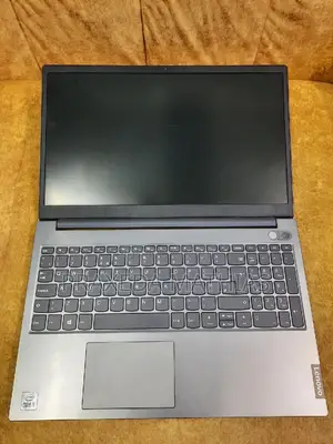 Laptop Lenovo ThinkBook 15 8GB Intel Core I5 HDD+SSD 512GB