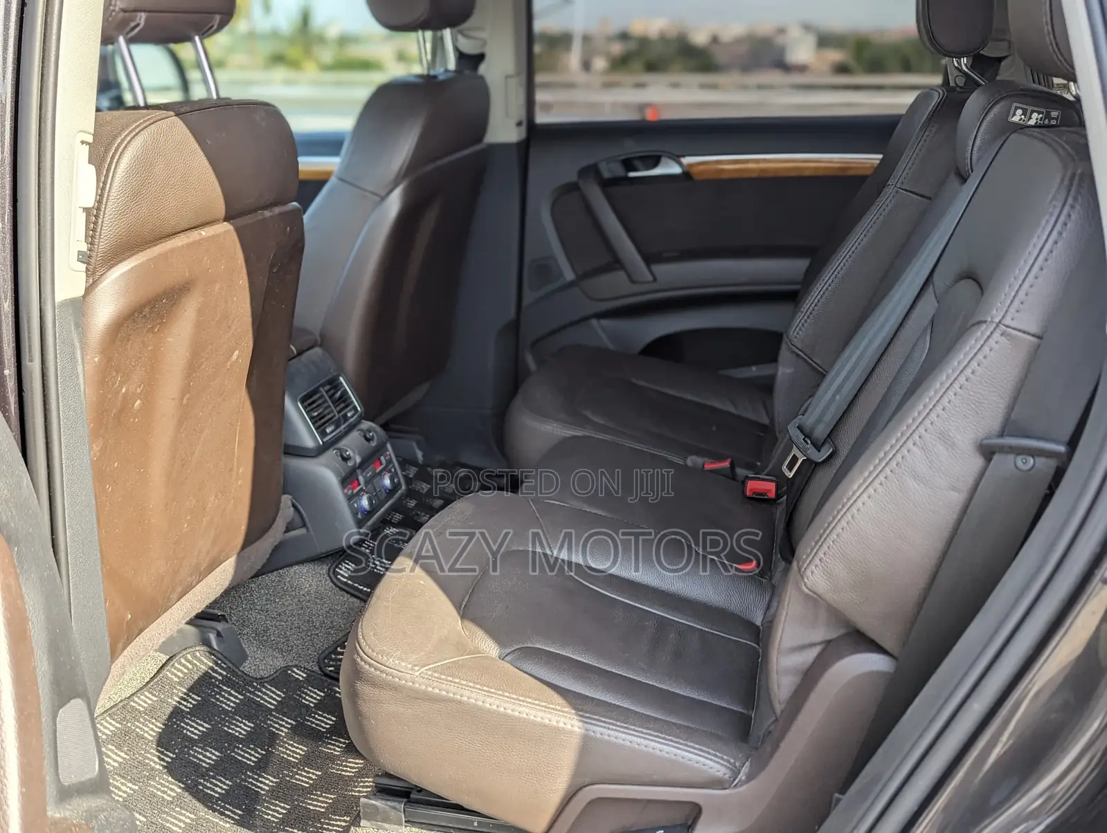 Audi Q7 2011 Black