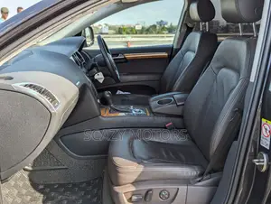 Audi Q7 2011 Black