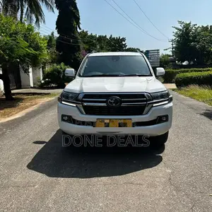 Toyota Land Cruiser 2019 White