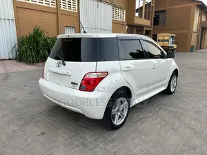 Toyota IST 2005 White