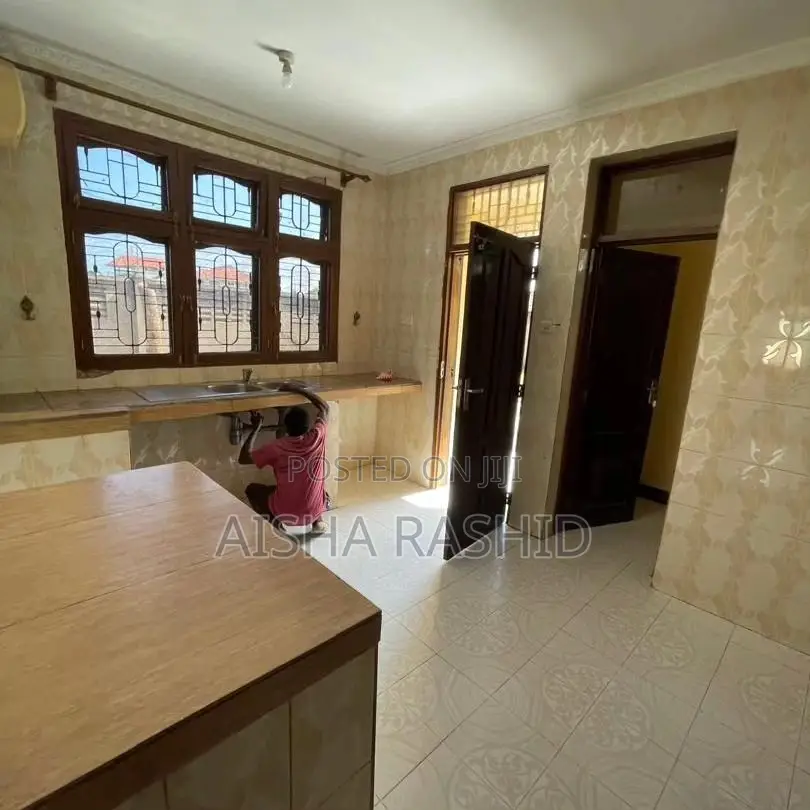 5bdrm House in Bunju for sale