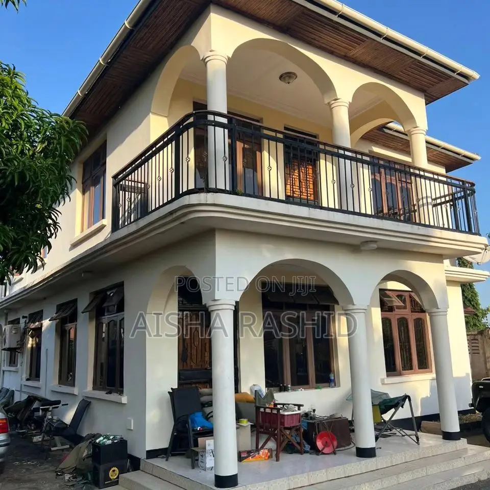 5bdrm House in Bunju for sale