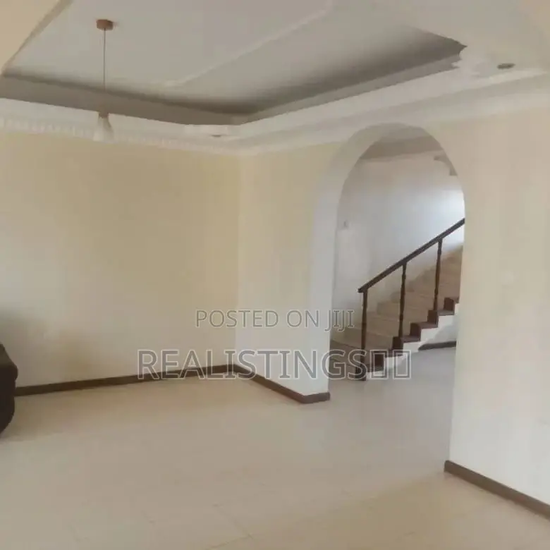 6bdrm Mansion in Pugu for sale