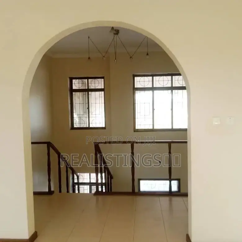 6bdrm Mansion in Pugu for sale