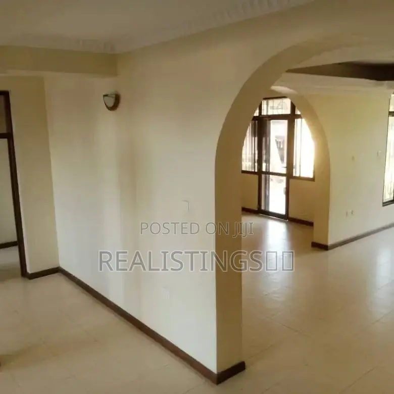 6bdrm Mansion in Pugu for sale