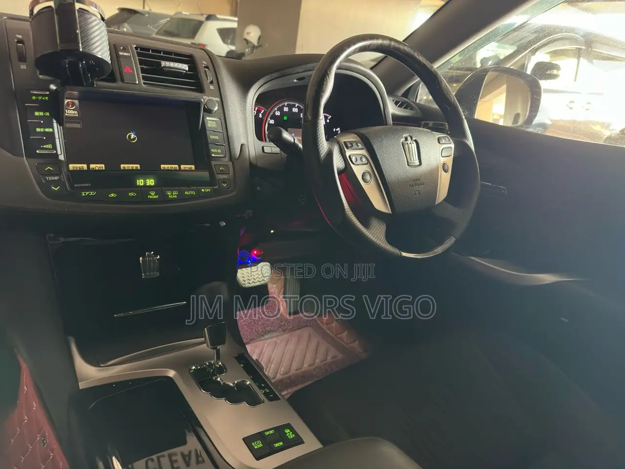 Toyota Crown 2011 Black