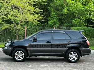 Toyota Harrier 2001 Black