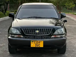 Toyota Harrier 2001 Black