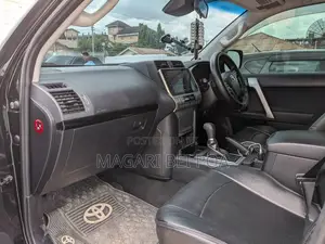 Toyota Land Cruiser Prado 2018 Black