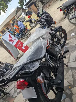 New TVS HLX 125 2024 Black