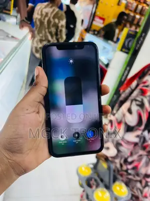 Apple iPhone XR 64 GB Black