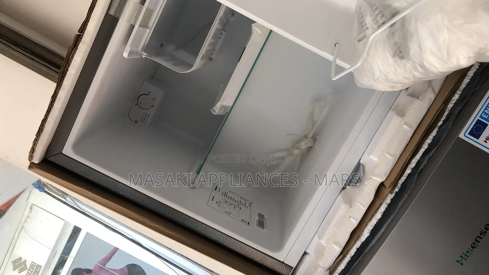 Hisense Mini Bar Fridge Counter Top H65rts 44l Grey Key Lock