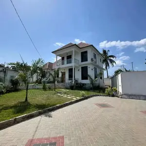 5bdrm House in Salasala Estate, Kinondoni for sale