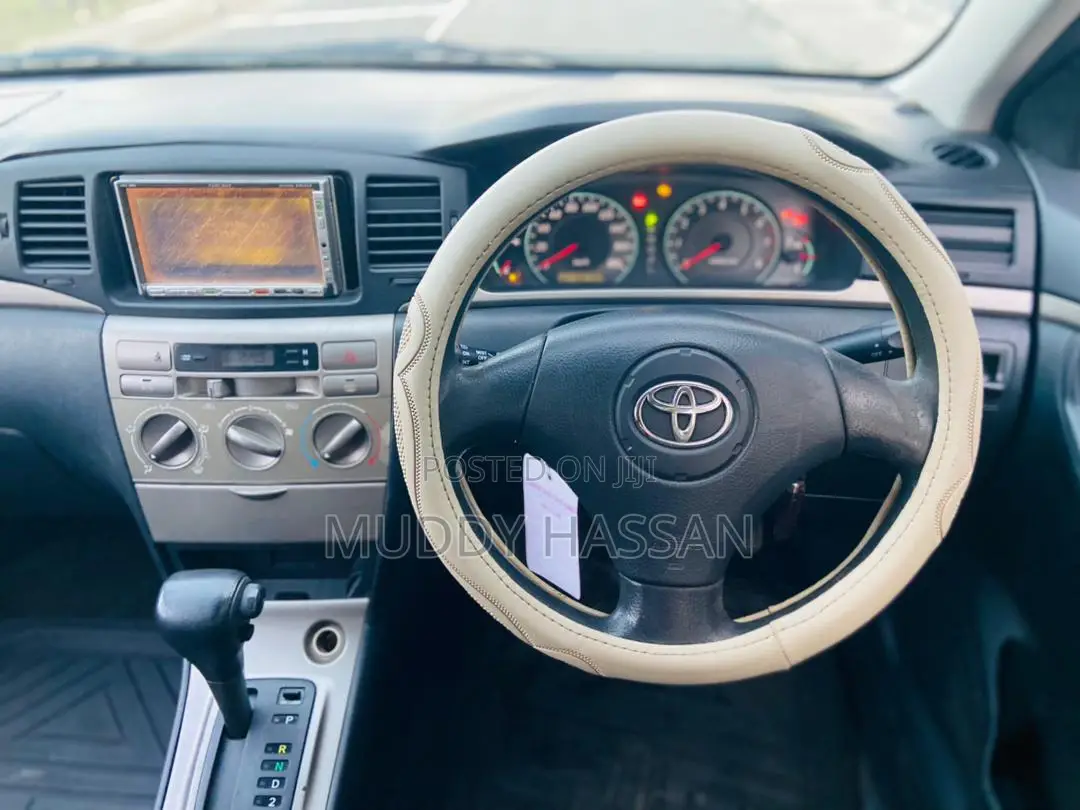 Toyota Corolla RunX 2004 Silver