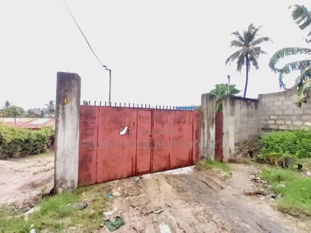 5bdrm House in Kimara Korogwe, Mbezi for sale