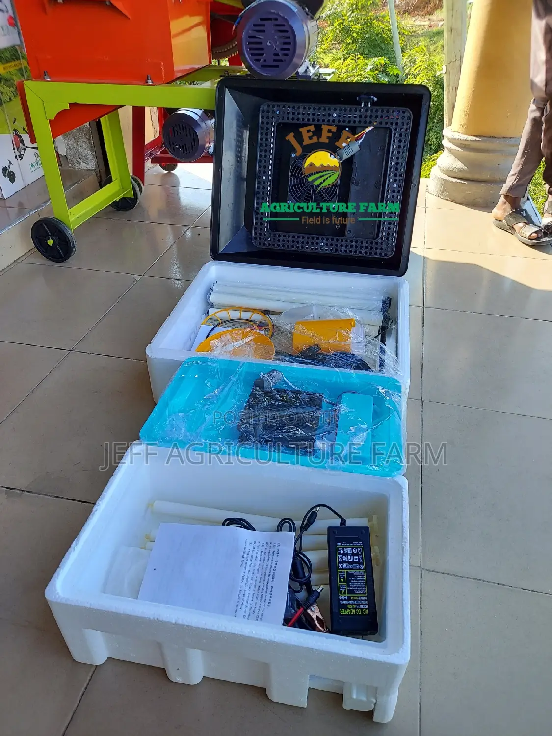 30 Eggs Incubator Machine 2024