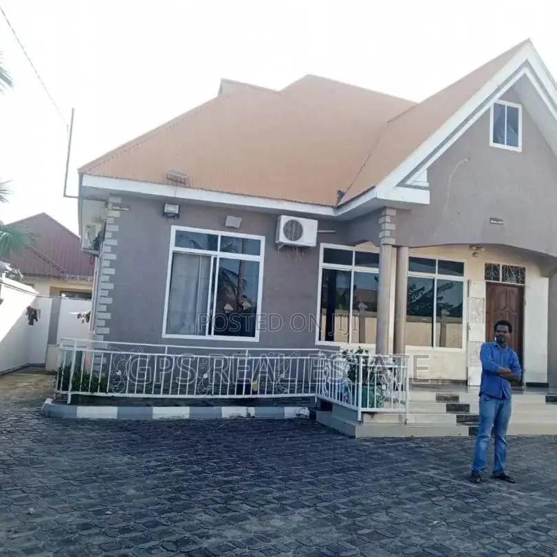 3bdrm House in Gongo La Mboto, Ilala for sale